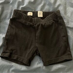 5/15⭐️Gap kids cartwheel shorts